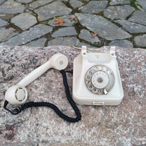 Ivory white 1960&#39;s bakelite telephone, Iskra ATA 12 retro rotary bakelite phone