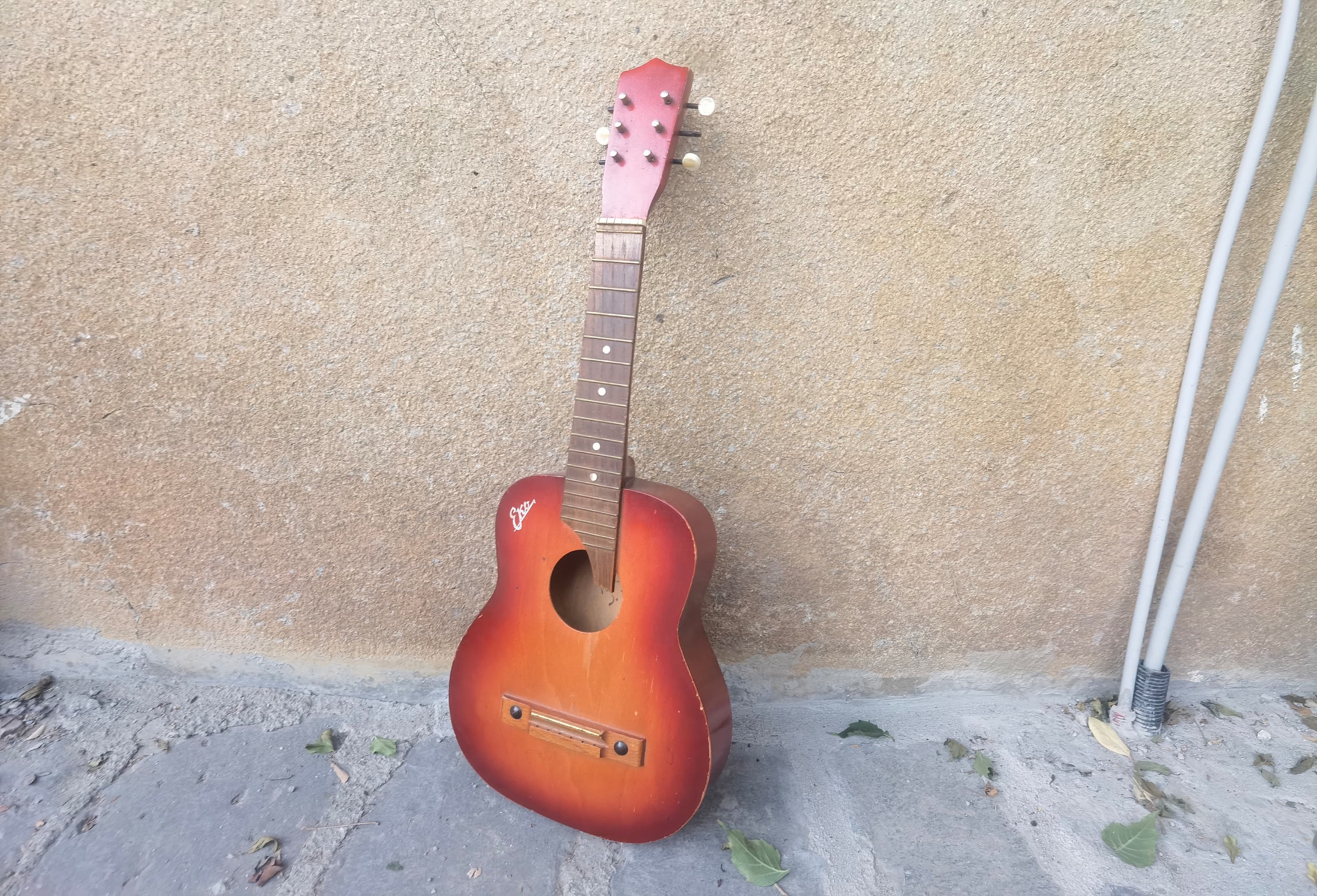 Eko guitar - Etsy 日本