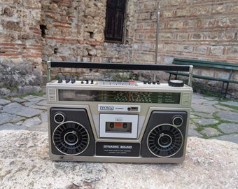Sony Sports Boombox | Model CFM-104 | Cassette Player and FM