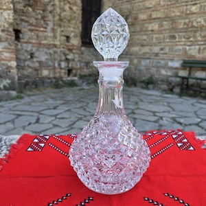 Carafe cut crystal, vintage crystal carafe, strawberry diamond pattern carafe