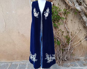 Woman's folk dress kaftan, hand beaded velvet woman's kaftan dress, vintage ethnic dress