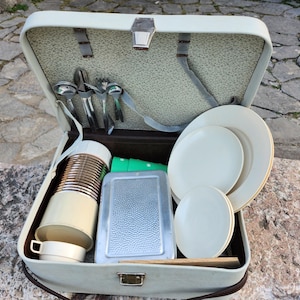 Picnic set thermos, vintage picnic bag and complete set, retro camping picnic set for 2
