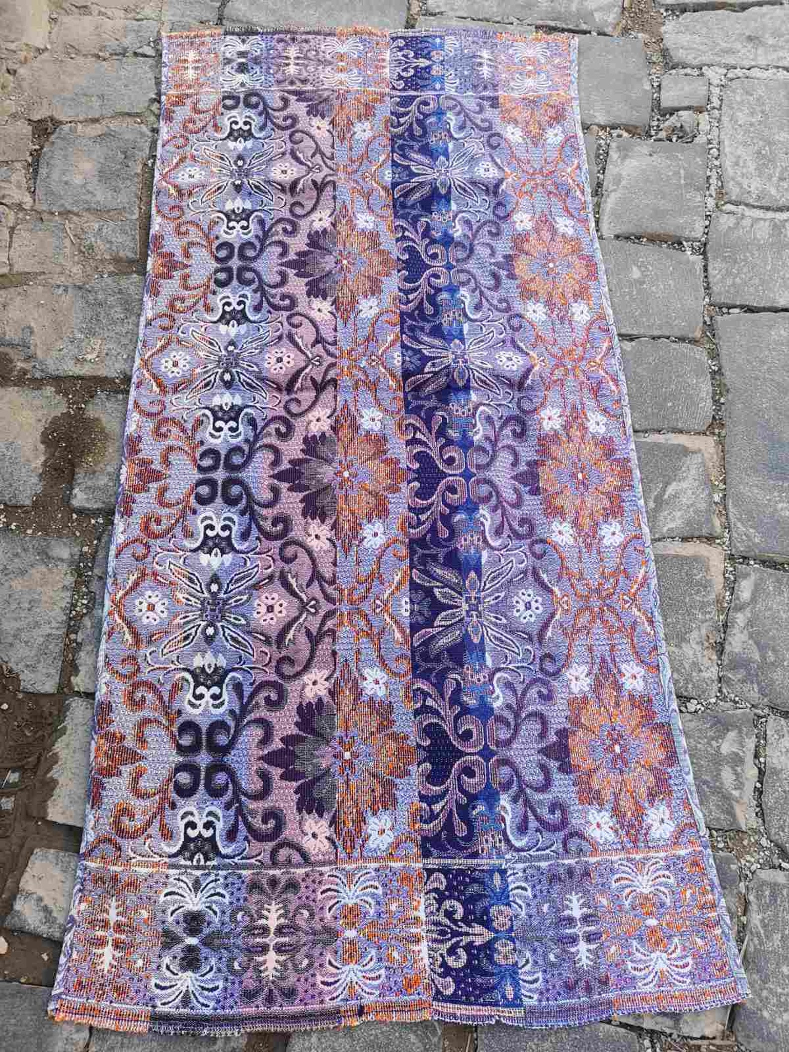 Vintage Table Runner, 1970's Colorful Table Runner, Soft Table Runner