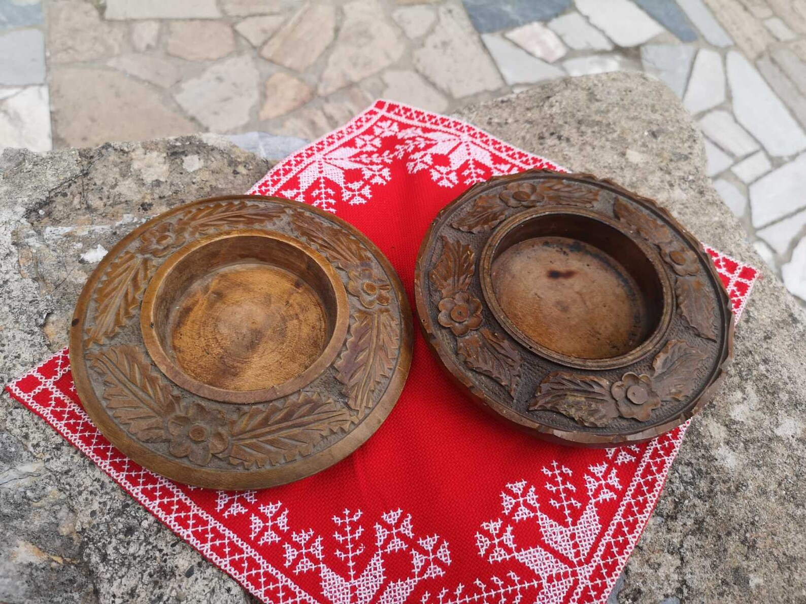 Vintage Wooden Ashtray Holders, Hand Carved Vintage Ashtray Holders
