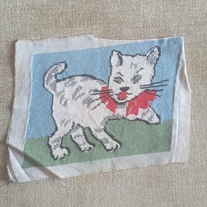 Vintage needlepoint tapestry, handmade finished tapestry of a kitten, retro wall decor tapestry gobelin needlepoint