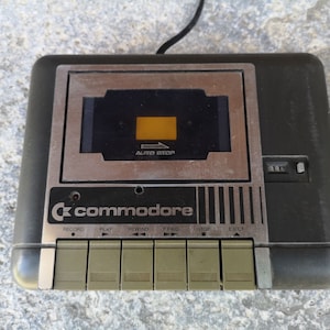 Vintage Commodore datassette, kept in original box Commodore 53