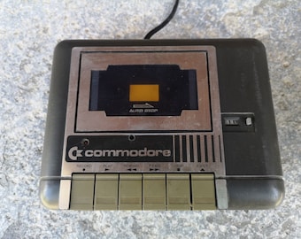 Vintage Commodore datassette, kept in original box Commodore 53