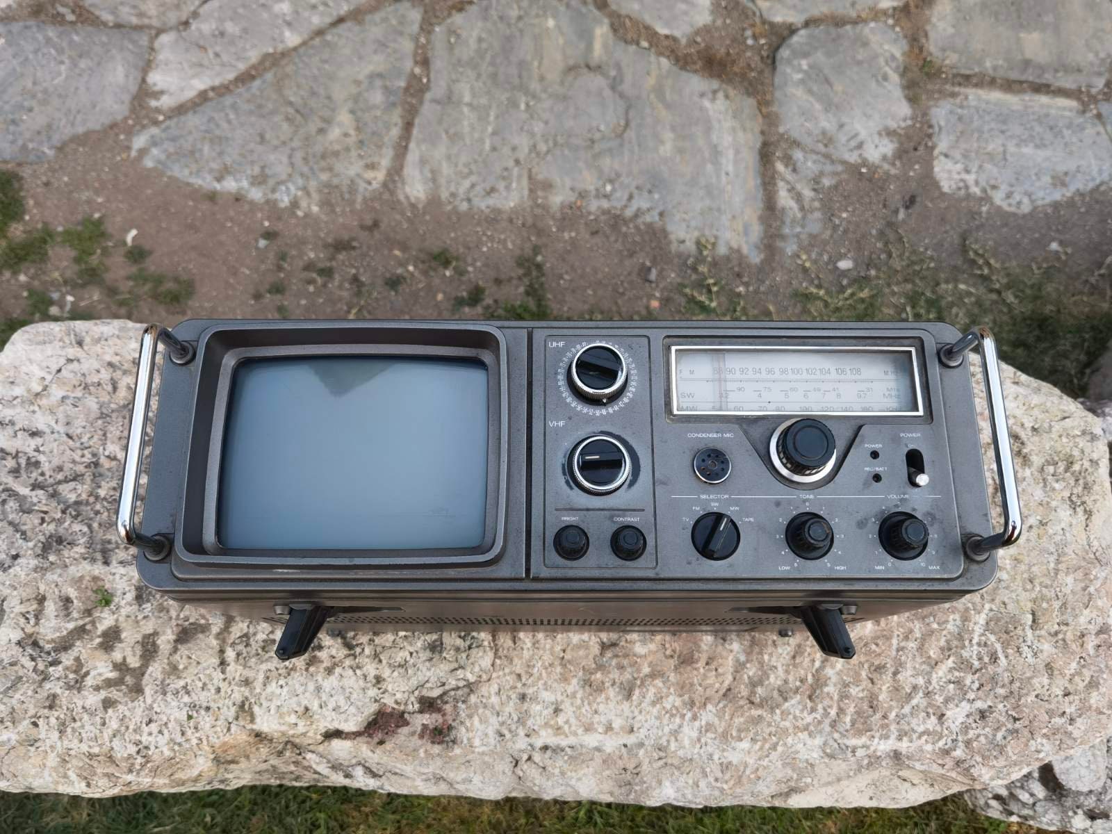 Nippon FS-921 Tv-radio-cassette Recorder, Vintage Multi
