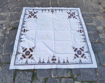 Tablecloth hand embroidered, antique 1930's handmade tablecloth, lovely pattern hand embroidered table cover