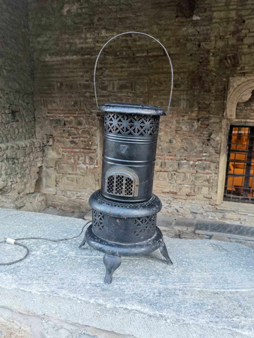 Valor 525 R Paraffin Heater, 1930's Heater Modified to Lamp - Etsy