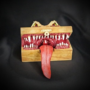 Dungeons and Dragons Mimic Chest