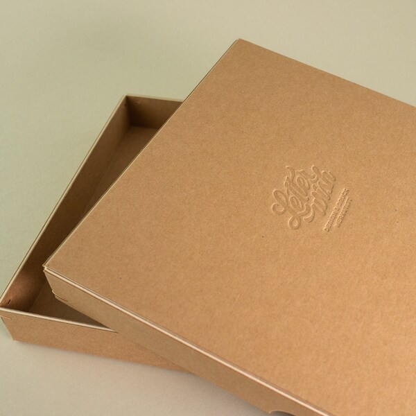 Boîtes photo en relief personnalisées Boîte cadeau 19 x 13 x 2,5 cm Papier kraft avec noyau blanc