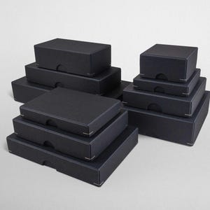 Schwarze SCHACHTELN | verschiedene Größen | Schachtel mit Stülpdeckel | Geschenkverpackung | Fotobox | handgefertigt | Drahtheftung