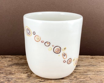 Potteried cup in retro design made of porcelain