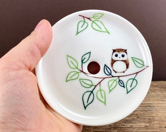 Round porcelain soap tray with owl (right)