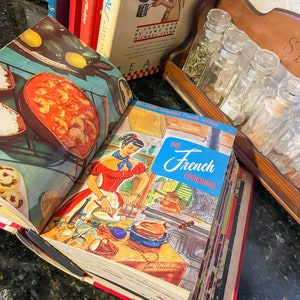 Vintage Cookbook Collection: Retro Recipe Books image 8