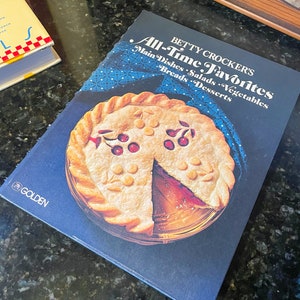 Vintage Cookbook Collection: Retro Recipe Books image 5