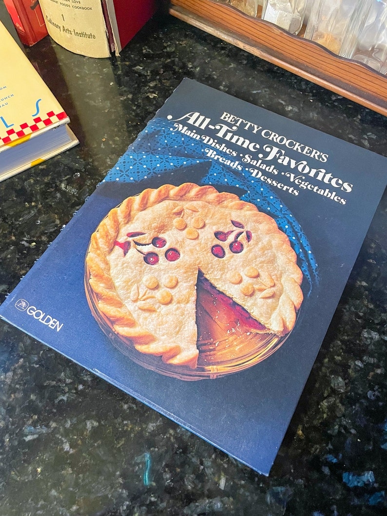Vintage Cookbook Collection: Retro Recipe Books image 5