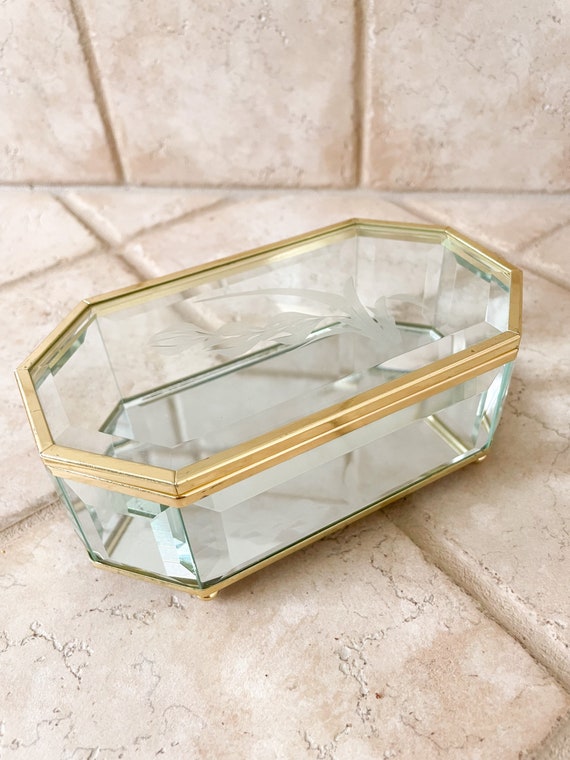 vintage glass trinket box Gem