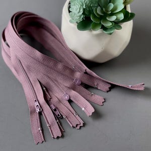 Dusty Plum YKK Zippers. [5] Pieces. 12-inch. Color  206. Plastic #3 Nylon Coil Closed Bottom. Purse Bag supplies. Light Lavender Purple