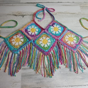 Boho Crochet Girls Crop Halter Top / Groovy Rainbow Sunflower and Daisy Flower Halter Top / Hippie Fringe Granny Square Crop Top / Customize