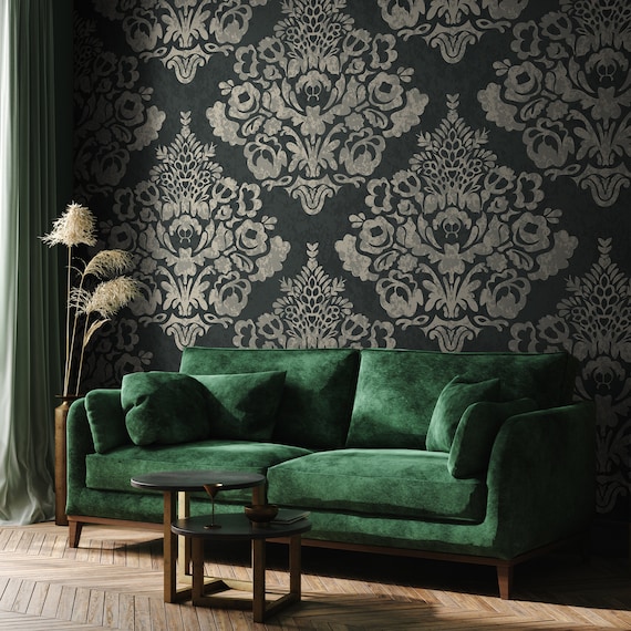 ## 14. Gothic Greenery