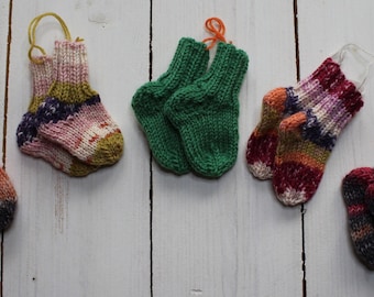 Puppensocken für Babypuppen 40-45 cm  Socken für Puppen  *NEU* 