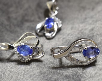 Conjunto de joyas de tanzanita / Colgante y pendientes de plata de ley / Diseño artesanal afgano