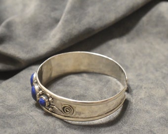 Southwestern Style Sterling Silver Lapis Lazuli Row Cuff Bracelet