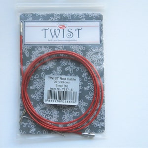 Puede incluir: Cable rojo para agujas intercambiables, de 93 cm (37 pulgadas) de largo, etiquetado como "TWIST Red Cable 37" (93 cm) Small [S] Item No. 7537-S"