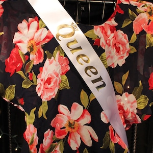 Satin Printed &quot;Queen&quot; Sash for Pageants, Proms, Dances, Parties