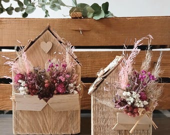 Wooden House 2-Piece Set with Dried Flowers, Pink and Purple