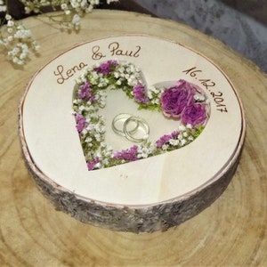 Hochzeit Ringkissen Herz rund Mille Fleurs mit Namen