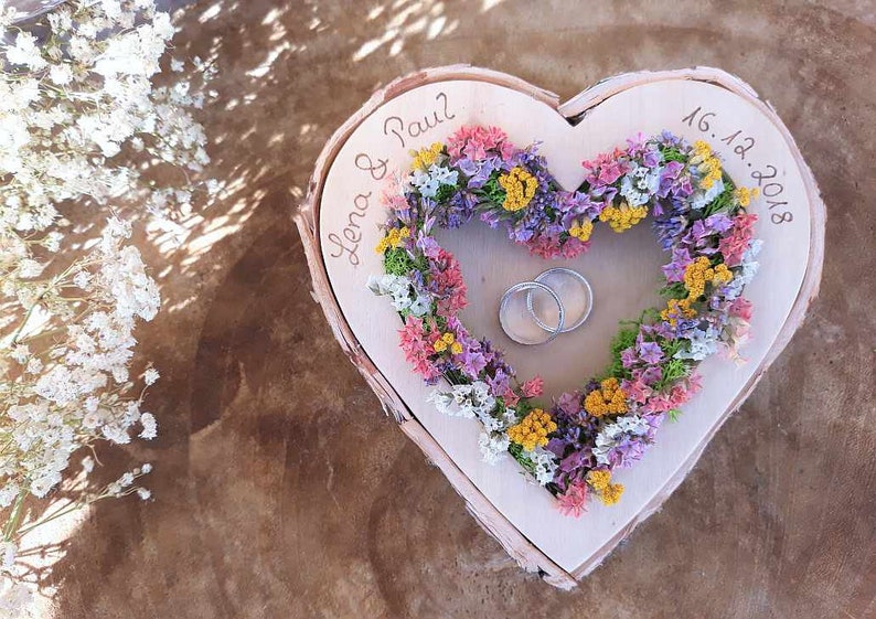 Hochzeit Ringkissen Herz Mille Fleurs Mix beleuchtet für Eheringe mit Namen Bild 3