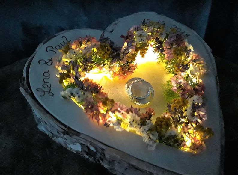 Hochzeit Ringkissen Herz Mille Fleurs Mix beleuchtet für Eheringe mit Namen Bild 5