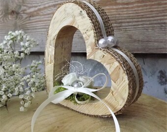 Ring cushion jute heart standing made of wood for wedding