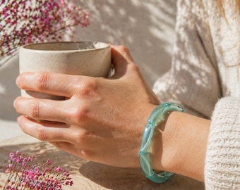 Handmade bracelet/bangle made of tube beads – Minimalist & Elegant