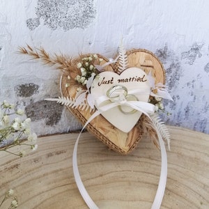 Mini ring cushion OSB wood heart, dried flowers Just married image 3