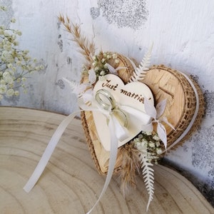 Mini Ringkissen OSB Holz Herz, Trockenblumen Just married Bild 5