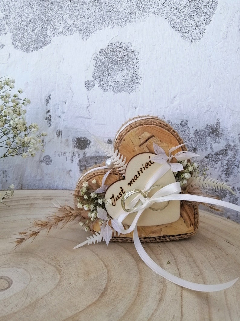 Mini Ringkissen OSB Holz Herz, Trockenblumen Just married afbeelding 2