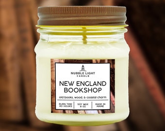 NEW ENGLAND BOOKSHOP Old Books & Wood Scented Soy Candle | Bookish Candle | Book Lover's Candle | Clean Burn | Robust Scent | Long Burn