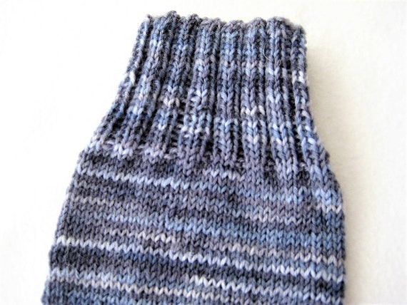 42/43 arbre extra long chaussettes taille laine blaugrau rayé 75 % laine taille vierge UK 7.5-8 US 8.5-10 a0b0b4 42/43 arbre extra long chaussettes taille laine blaugrau rayé 75 % laine taille vierge UK 7.5-8 US 8.5-10 a0b0b4