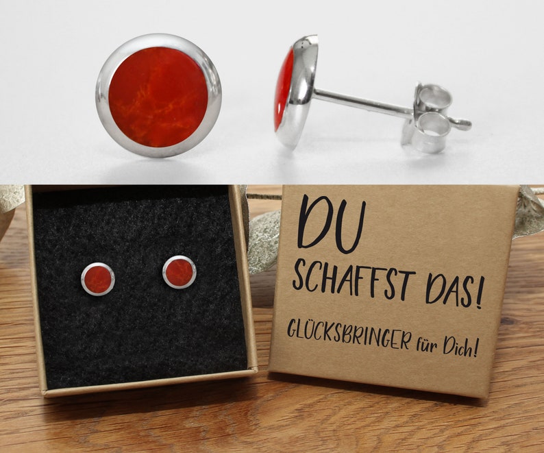 Red stud earrings Onyx 925 silver 8 mm in a high-quality gift box with a text of your choice Du schaffst das!