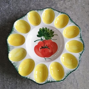 Vintage ceramic egg plate for 12 eggs