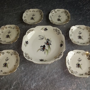 Mid Century 7 piece flowery range set