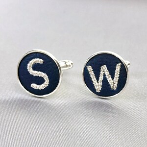 Pair of cufflinks, embroidered with silver thread, customizable, choice of color
