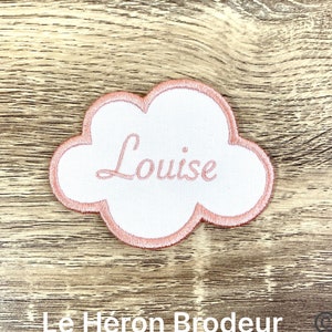 Prénom brodé sur patch forme nuage, couleur au choix, police d'écriture au choix, option thermocollant ou non 8.5x6.5cm image 1