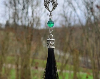 Suspension pour rétroviseur, pompons et crin de cheval : cristal souvenir du crin de votre cheval