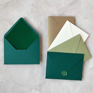 Packung mit 10 handgefertigten Umschlägen mit Samtfutter in 12 individuellen Farben, 5x7 Samt gefütterte Umschläge, Hochzeitsumschläge