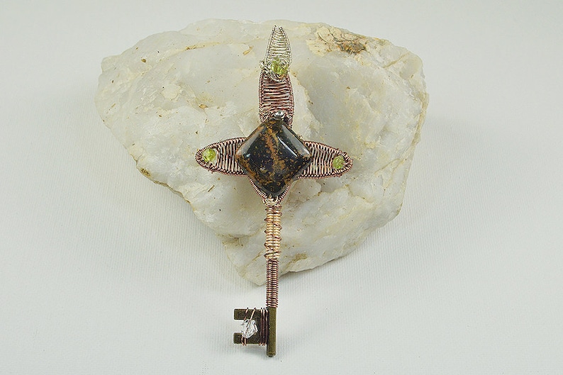 Antique Cross Key with Jasper